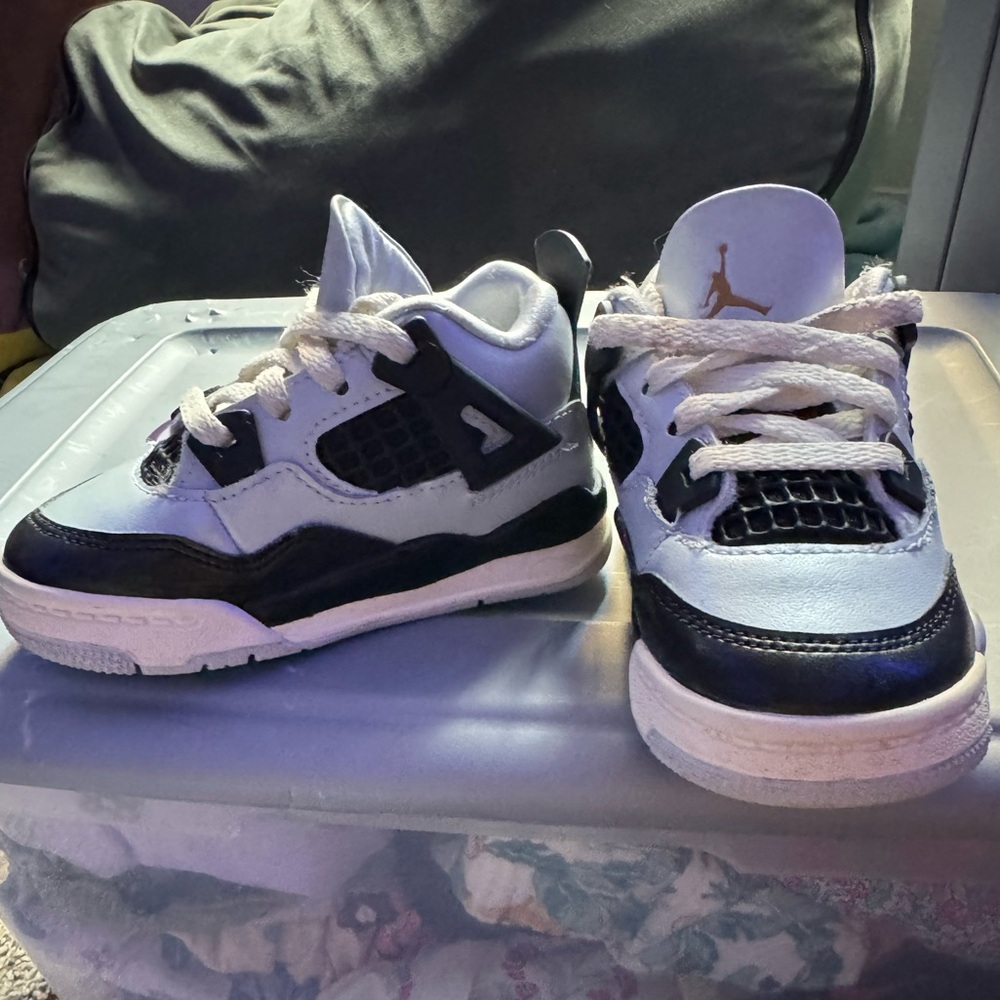 Toddler Jordan 4